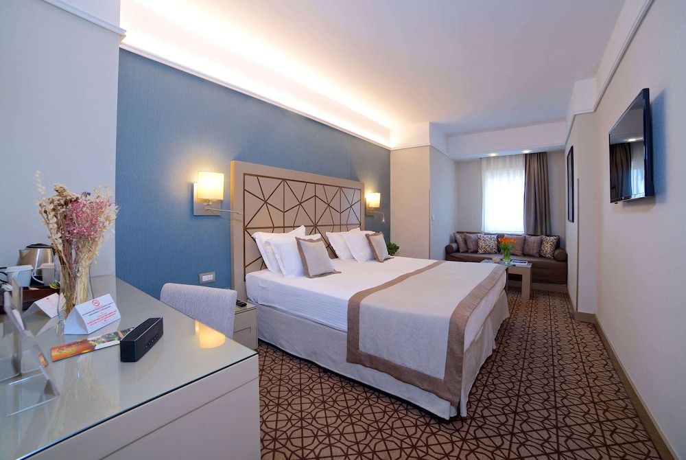 undefined Ramada by Wyndham Istanbul Taksim 3