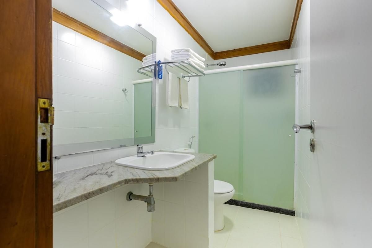 Bungalow (4 Adults + 1 Child)