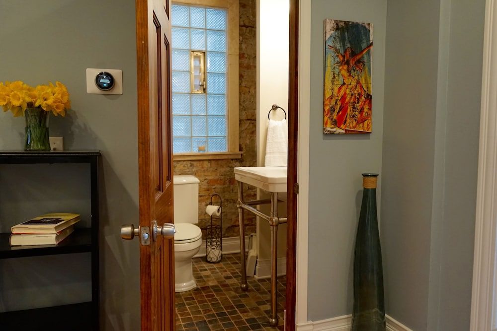 3-Level Bucktown Home - Amazing Outdoors & Parking Family House, Patio 22