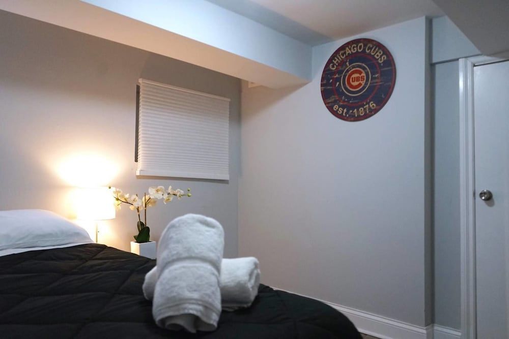 undefined The Karlov Connection - Ohare Wrigley Gateway 2