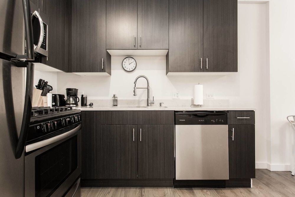 undefined Sycamore Sunset - Modern 1bdr in Downtown 10