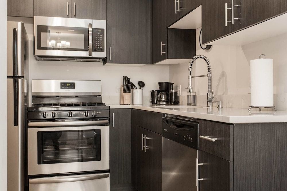 undefined Sycamore Sunset - Modern 1bdr in Downtown 8