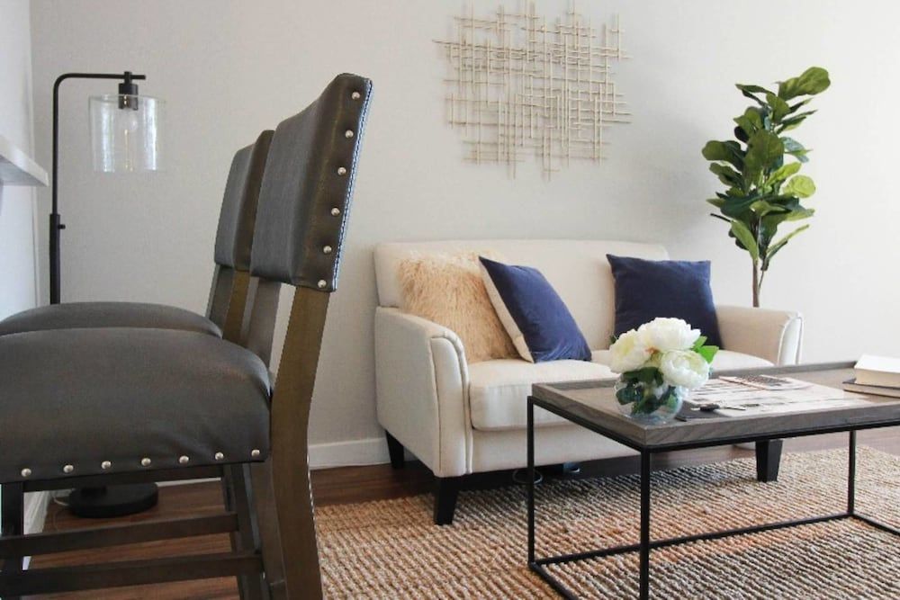 The Gulfstream - Vibrant Studio Heart of Downtown Apartment (0 Bedroom) 14