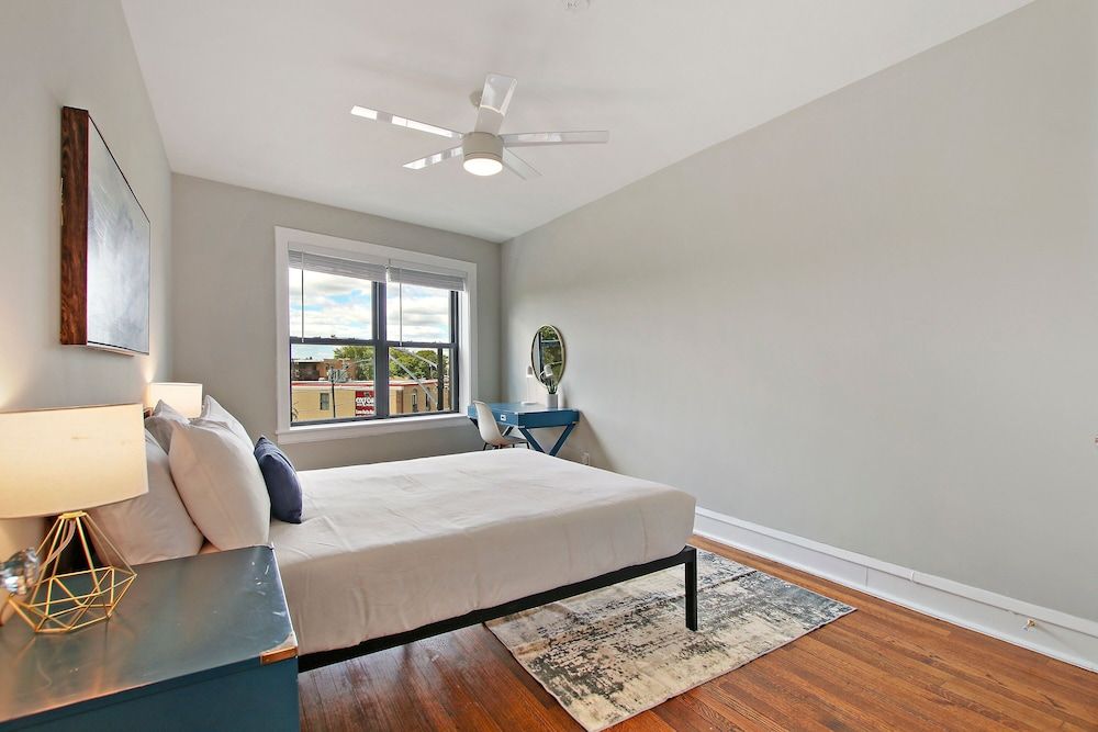 undefined Classic & Charming 2BR Apt in Lincoln 7