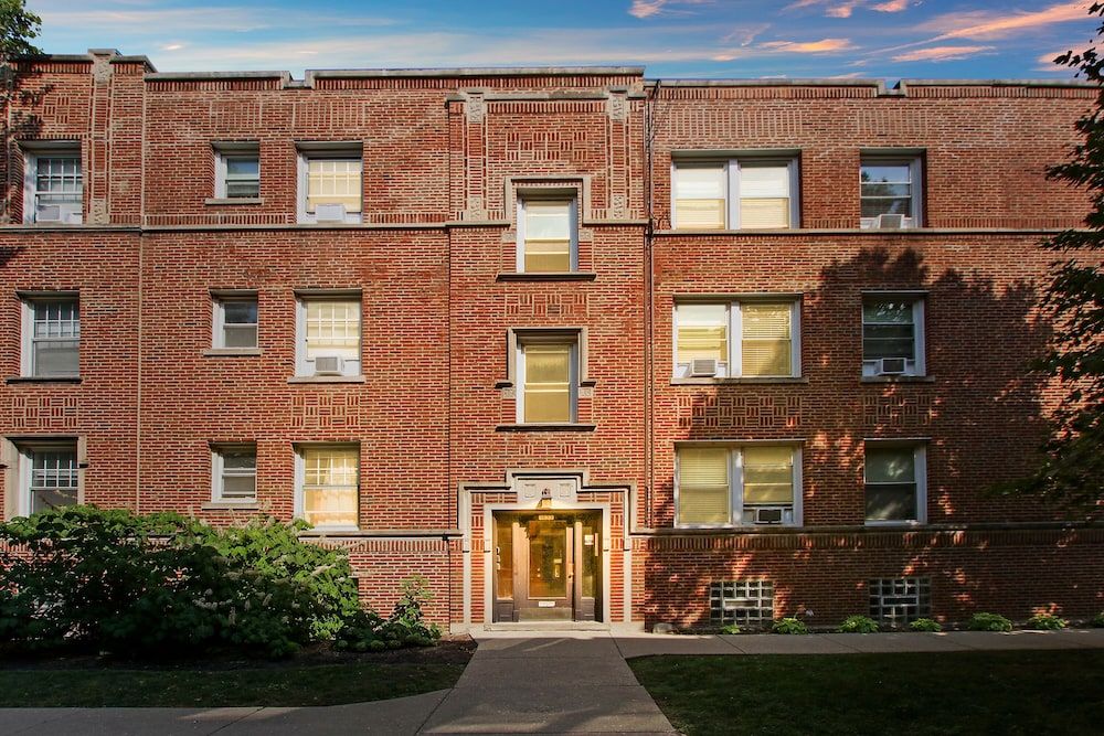 undefined Modern & Stylish 3BR Apt in Rogers Park 2