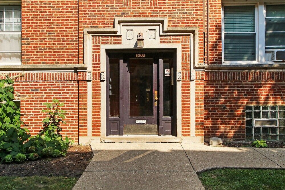 undefined Modern & Stylish 3BR Apt in Rogers Park 3