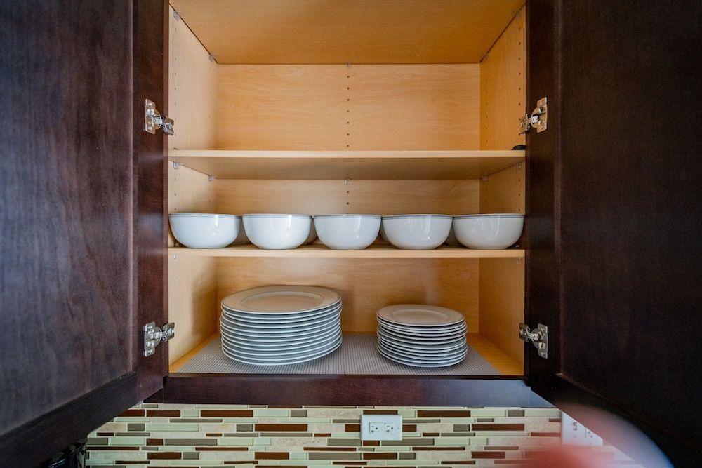 undefined 3BR Amazing Apt with Parking in Logan Sq 5