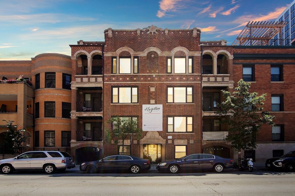 undefined Minimalist Design Studio Apt in Uptown 2