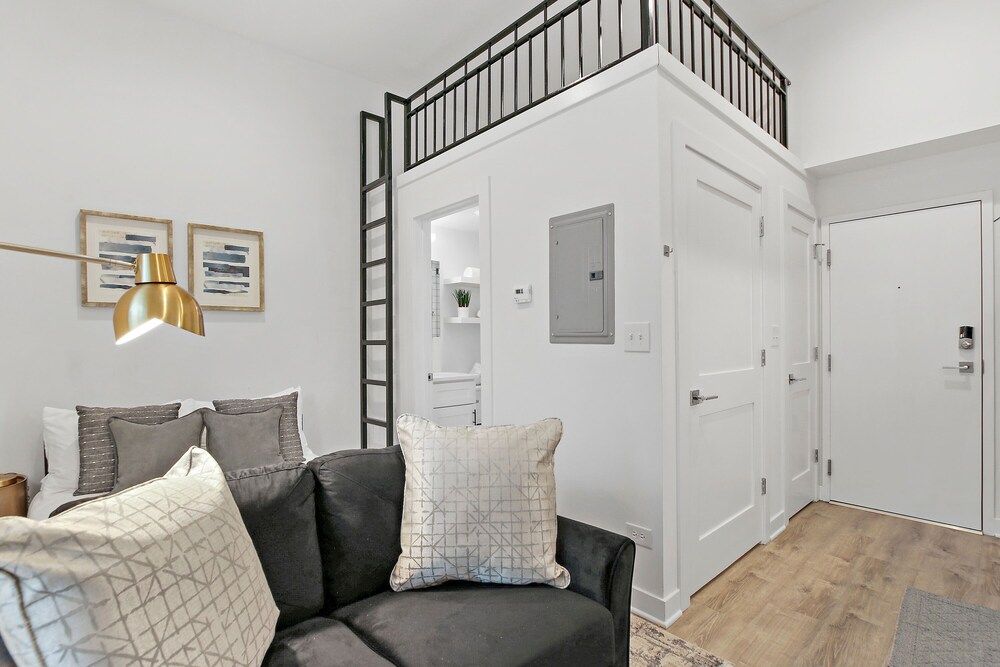 undefined Elite Studio Apt near Shops in Uptown 10