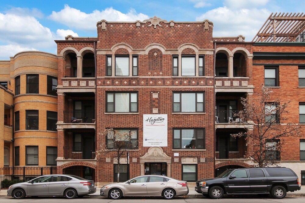 undefined Elite Studio Apt near Shops in Uptown 2