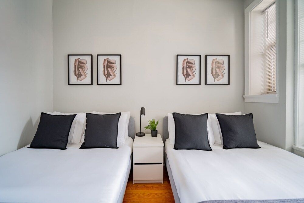 undefined 2BR Apt in Lively Ngbrhood Wrigley Field 10