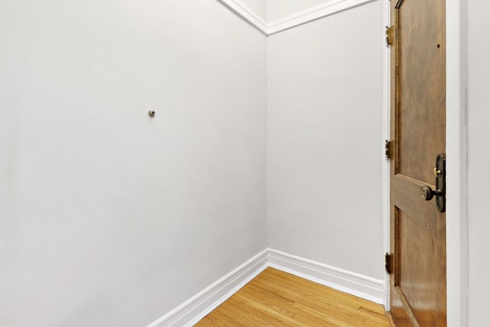 undefined 1BR Explore Town in Loyola Park 6