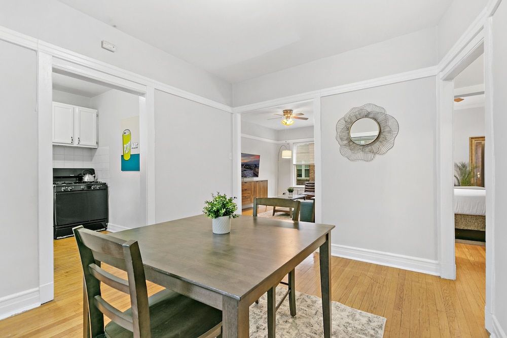 undefined 1BR Explore Town in Loyola Park 10