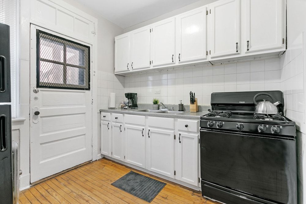 undefined 1BR Explore Town in Loyola Park 4