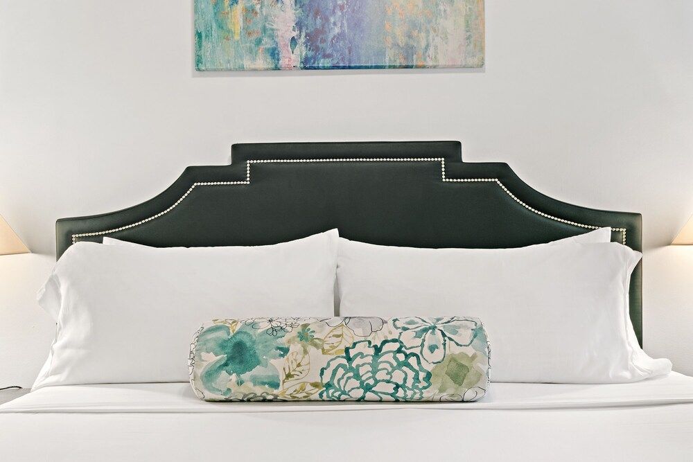 undefined 1BR Explore Town in Loyola Park 2