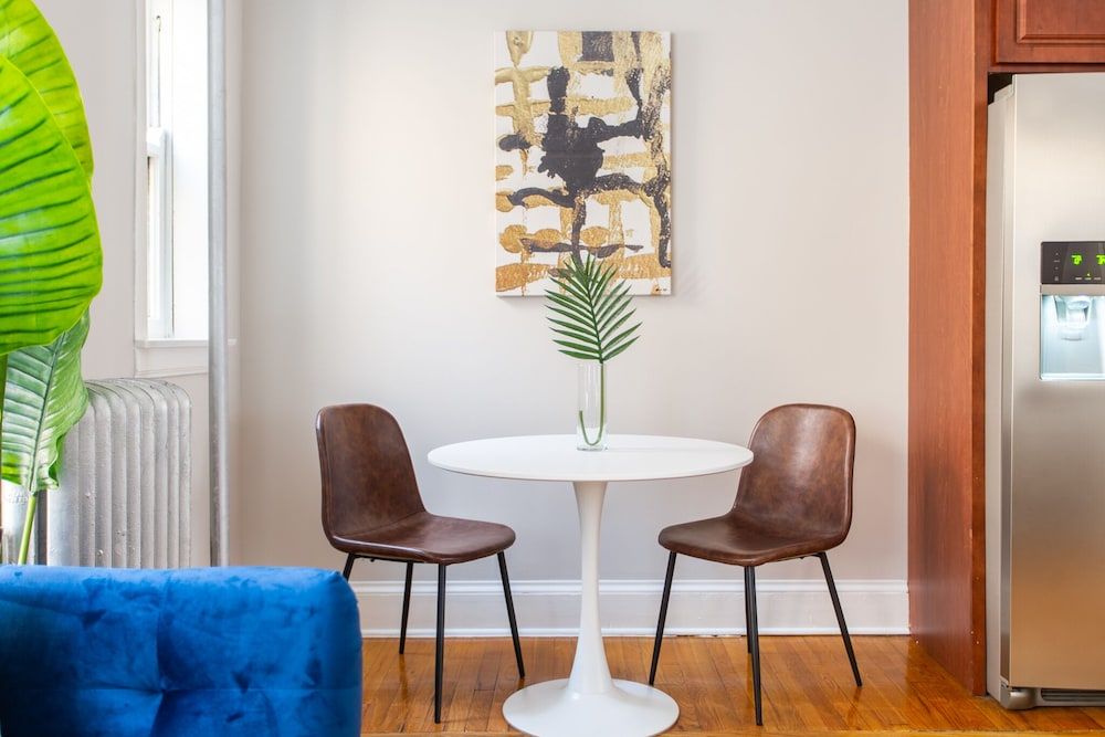 undefined 1BR Getaway Apt Modern in Lincoln Square 7