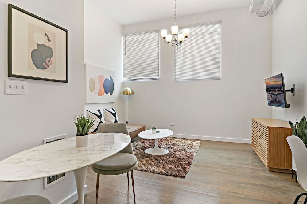 undefined 1BR Perfect Home in West Loop 3