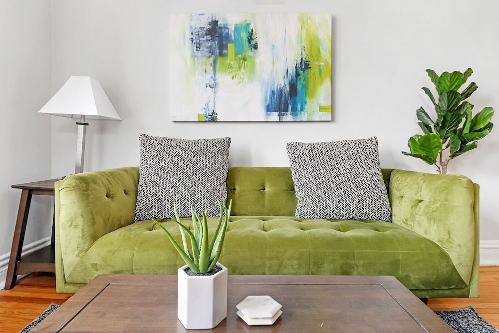 undefined 2BR City Apt Fast Wi-Fi Roscoe LakeView 9