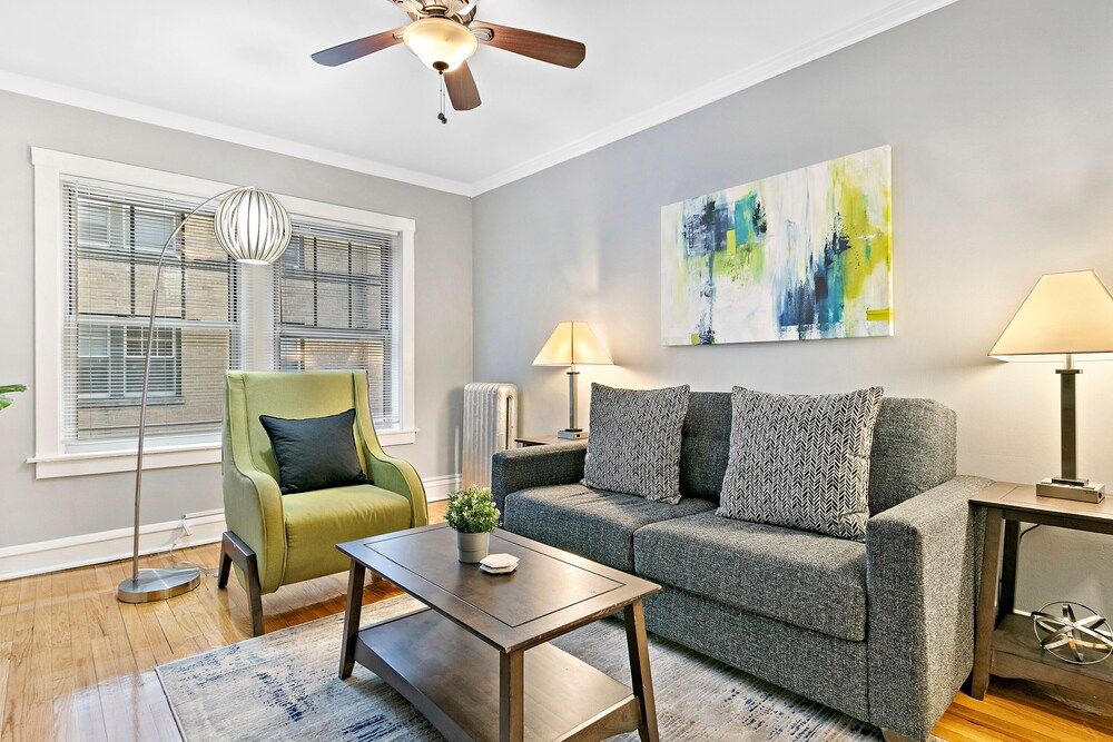 undefined Well equipped 1BR in Chicago highlights 9