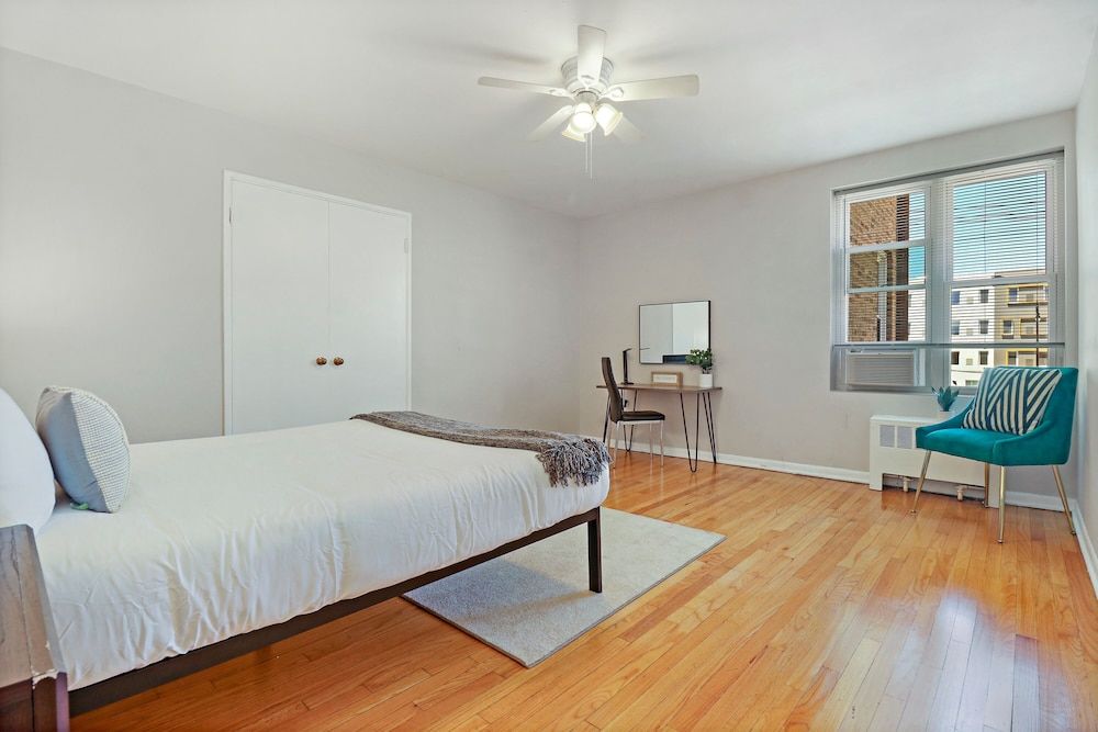 undefined 2BR Modern & Comfy Apt in Rogers Park 7