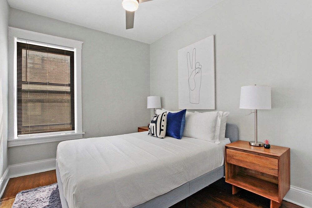 undefined 2BR Comfy & Chic Sunnyside Apt near Shop 7