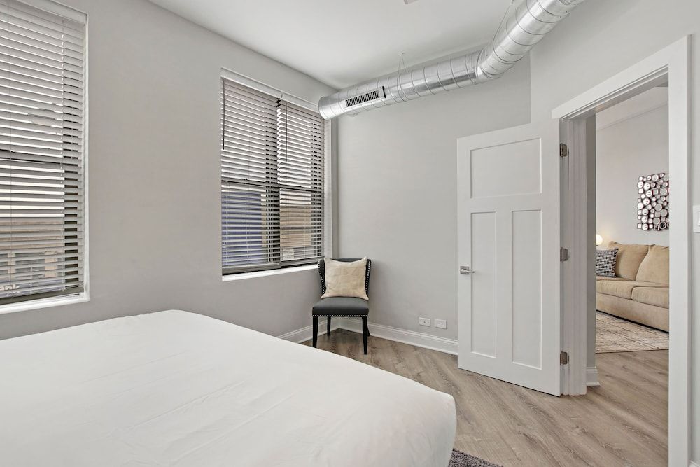 undefined 3BR Apt in Logan Square near Highlights 10