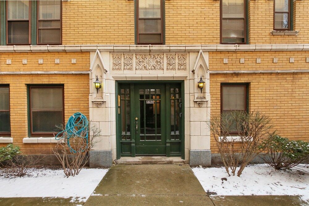 undefined 1BR Calm & Cozy Apt in Lincoln Square 3