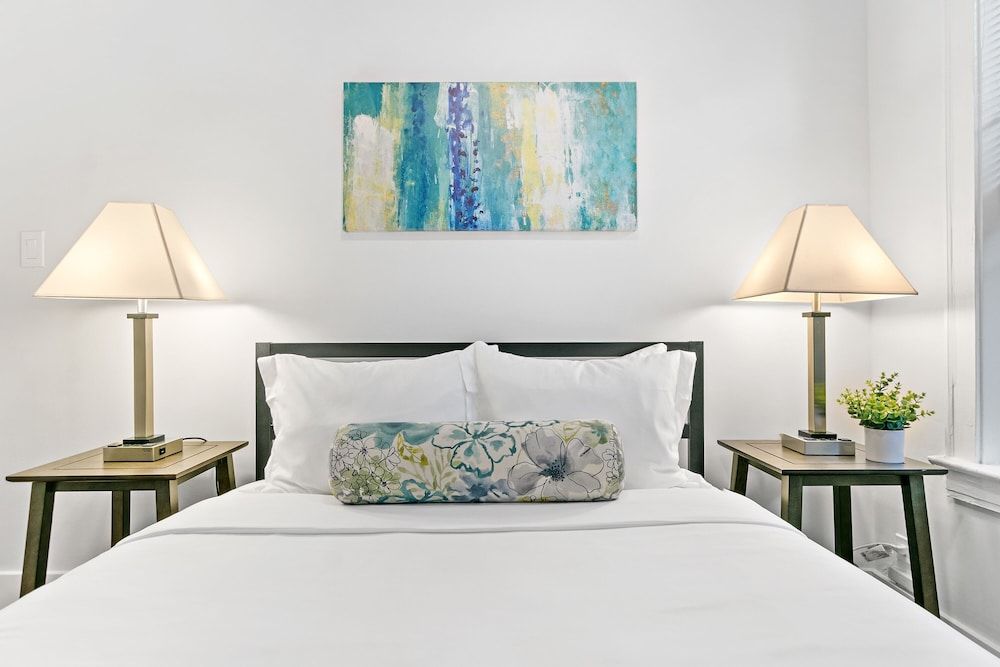 undefined Relax & Retreat 1BR Lincoln Square Apt 6