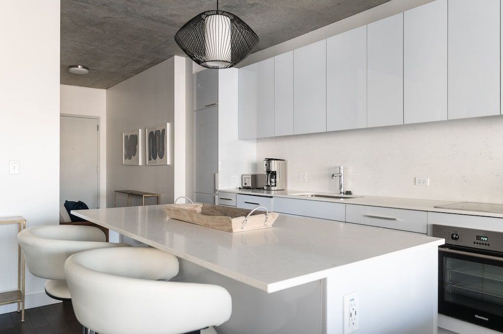 undefined Luxury Apartment With Private Office & Terrace 7