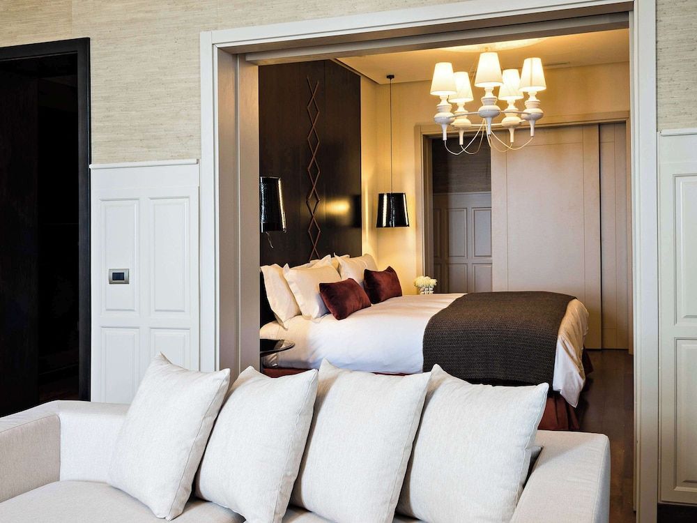 Suite, 1 King Bed