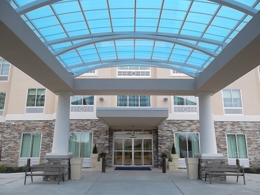 undefined Holiday Inn Express & Suites Columbus - Easton Area by IHG 4