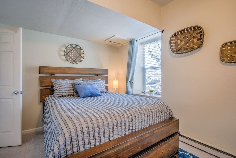 Apartment (2 Bedrooms)