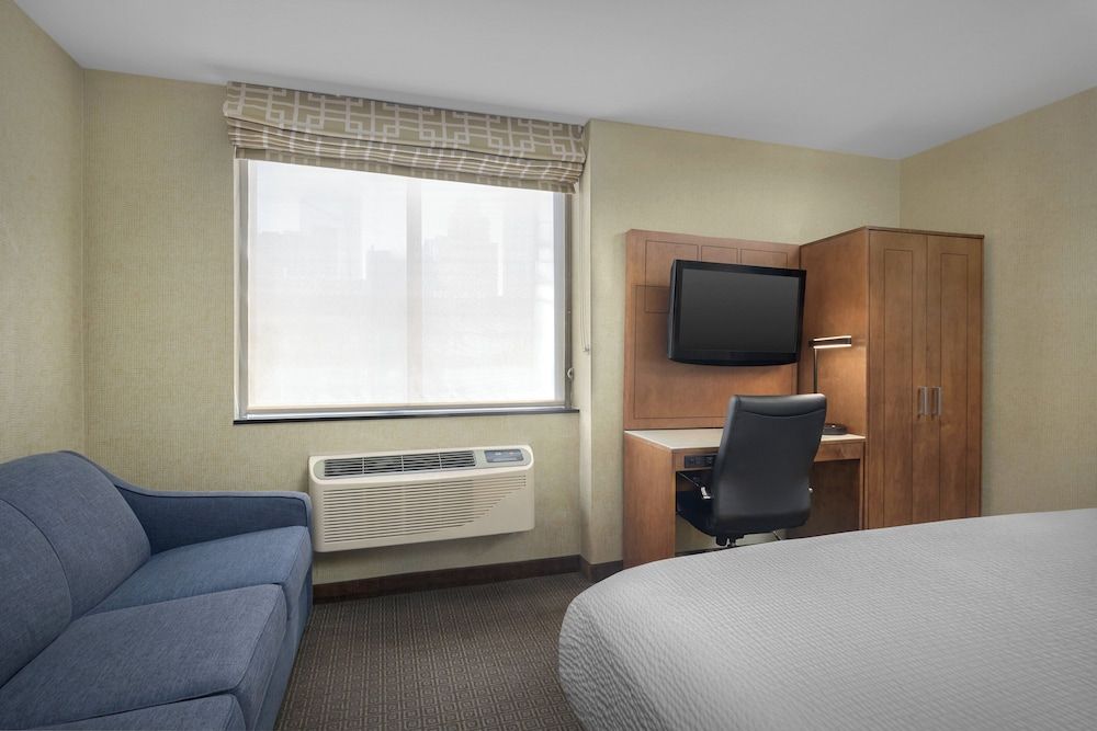 Standard Room, 1 King Bed with Sofa bed