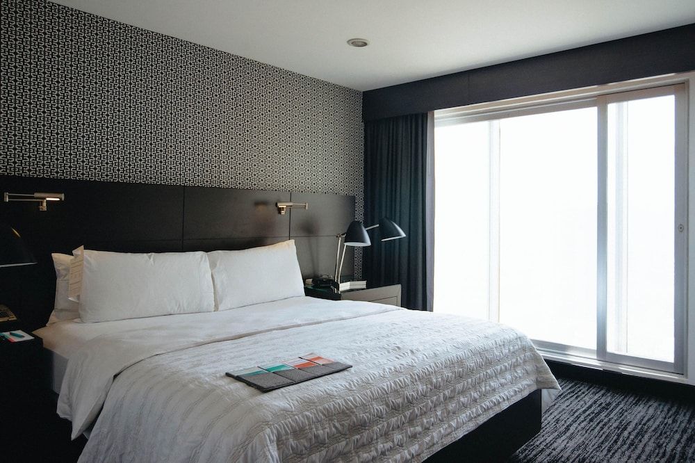 Le Méridien Mexico City Reforma Classic Suite, 1 King Bed with Sofa bed, Non Smoking 2