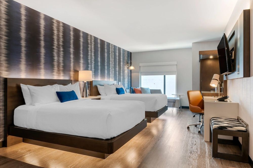 Cambria Hotel Detroit Downtown Room, 2 Queen Beds, Accessible, Non Smoking 2