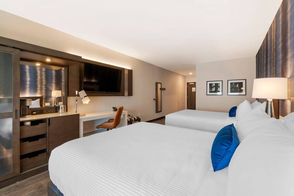 Cambria Hotel Detroit Downtown Room, 2 Queen Beds, Accessible, Non Smoking