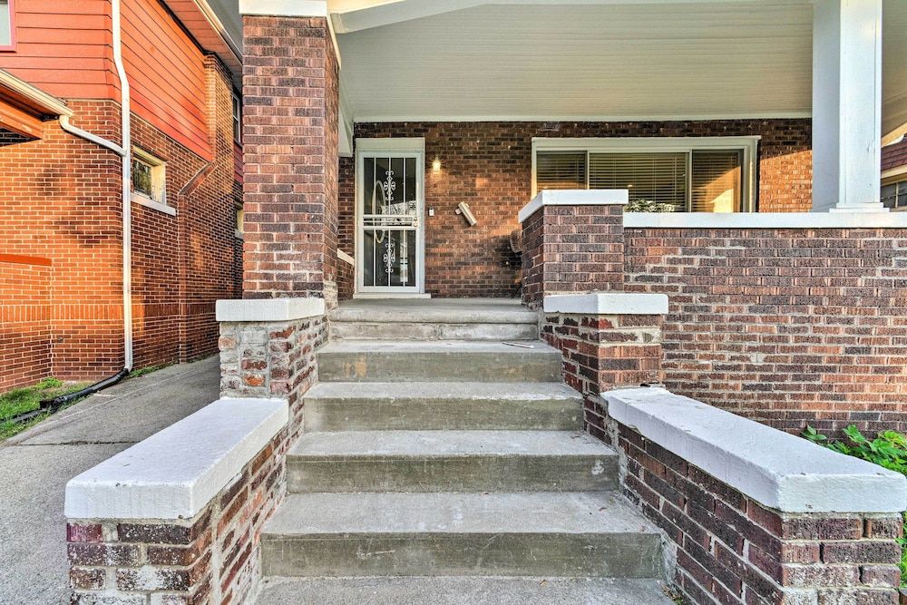 undefined Elegant Detroit Home w/ Yard ~ 5 Mi to Dtwn! 4