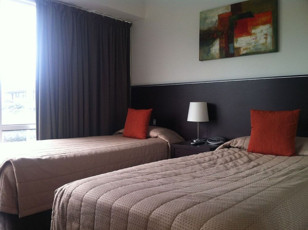 St Kilda Central Apartment Hotel One Bedroom Apartment 2