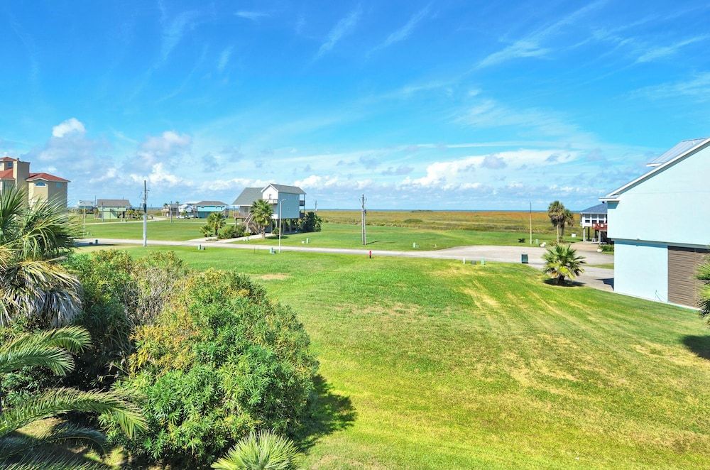 4513viewrempslnh - A View to Remember