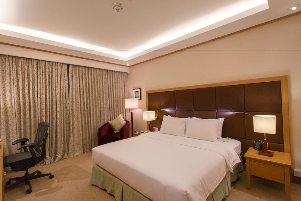 Room, 1 King Bed, Accessible