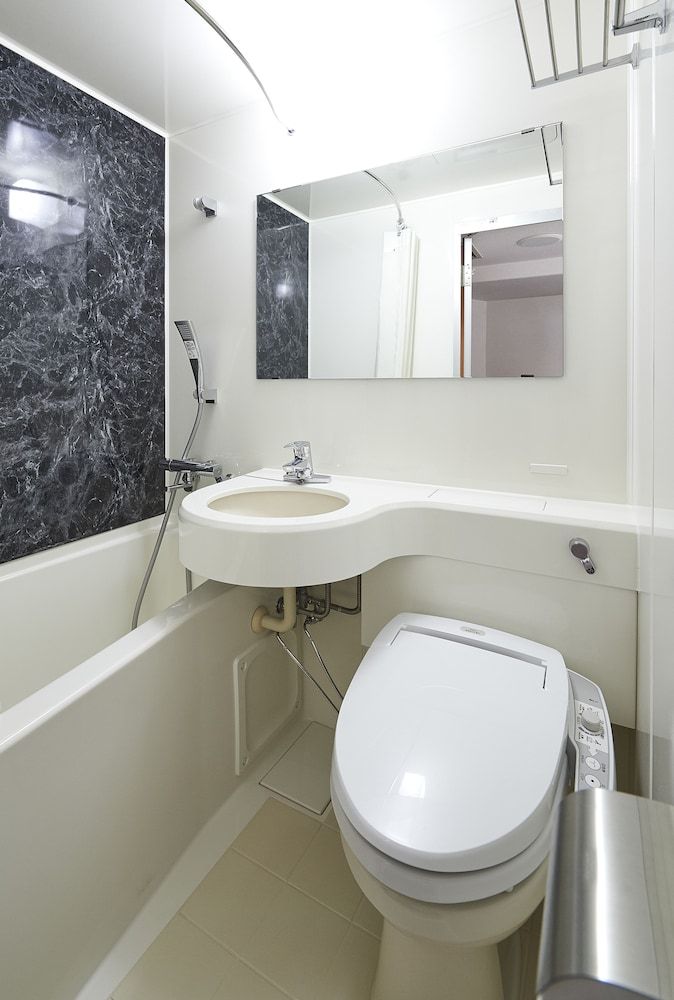 Hotel Consort Shin-Osaka Standard Double Room, 1 Double Bed, Non Smoking 5