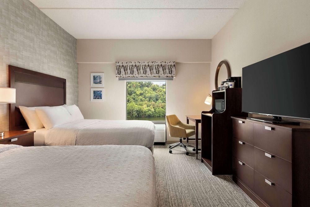 Room, 2 Queen Beds, Non Smoking