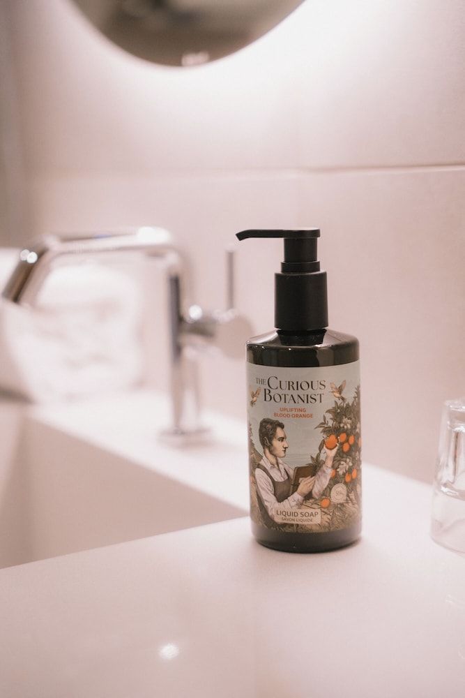 undefined FortyPlusOne Hotel 8