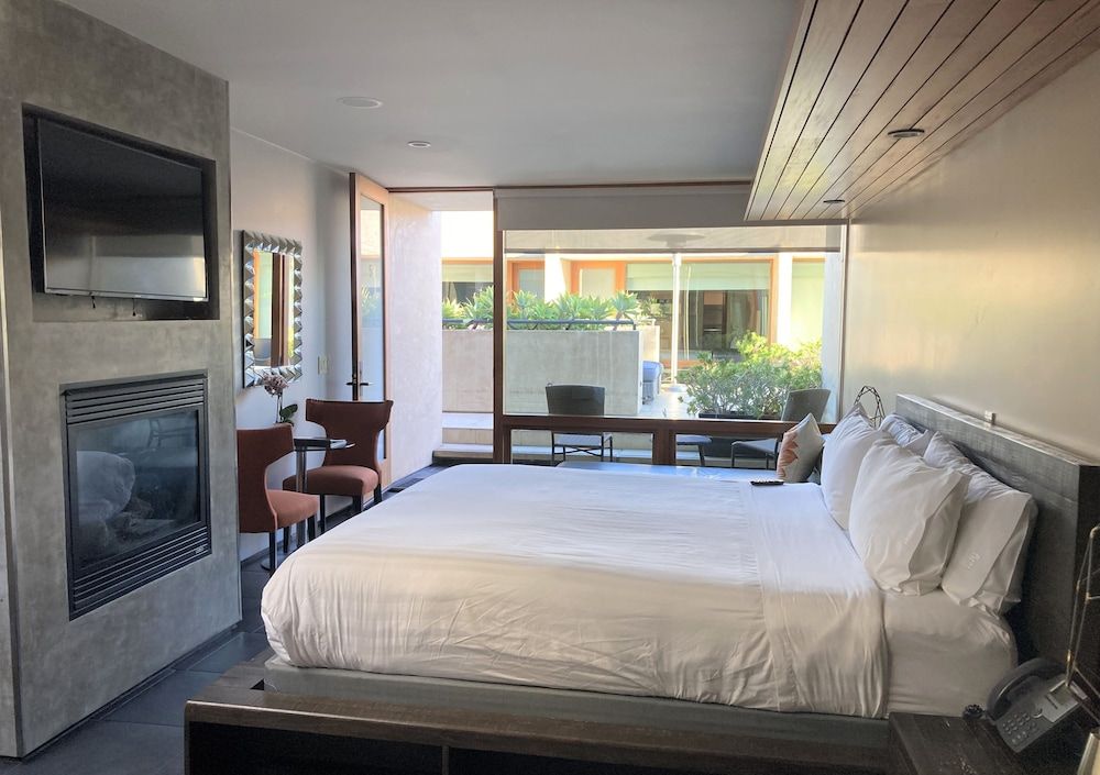 14 West Hotel Deluxe Room, Multiple Beds (North Building) 4