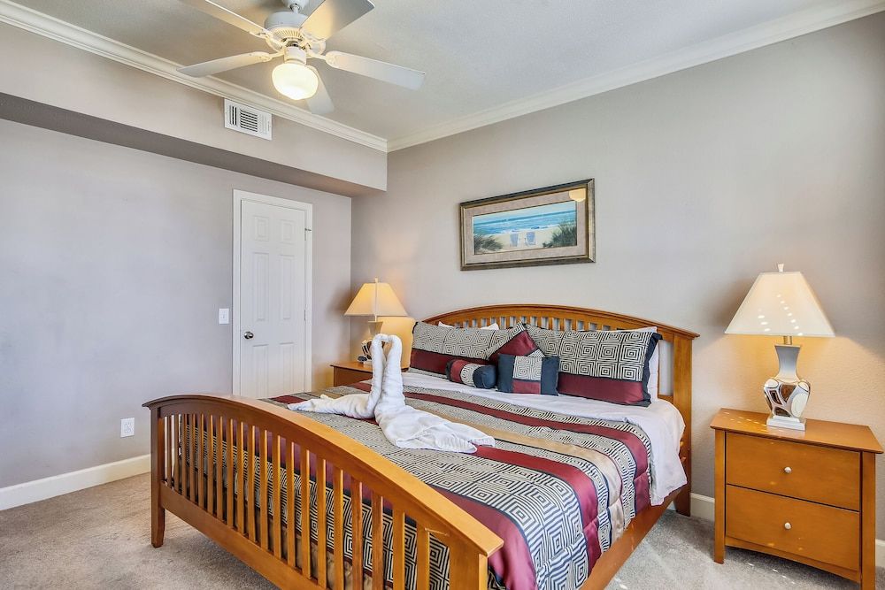 Condo (1 Bedroom)