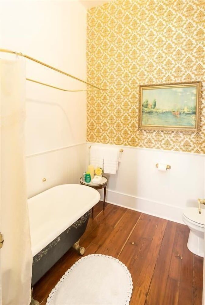 Blue Lilac Suite