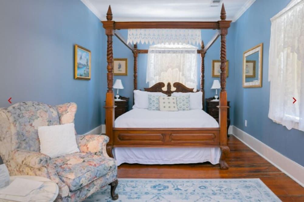 Bluebonnet Suite