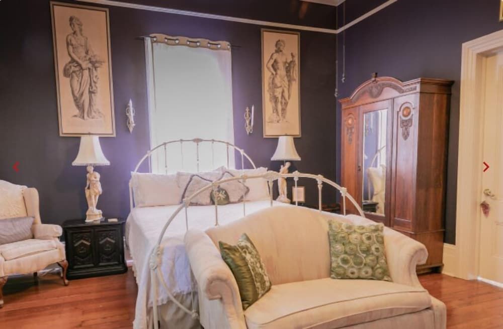 Lavender Suite
