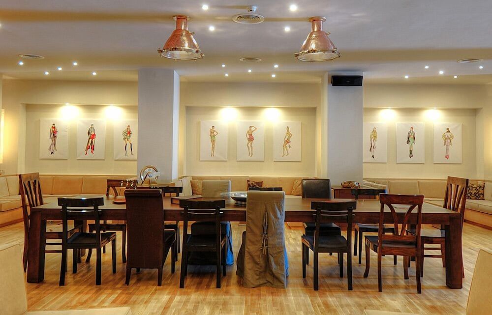 undefined LVZZ Hotel - Boutique Class 9