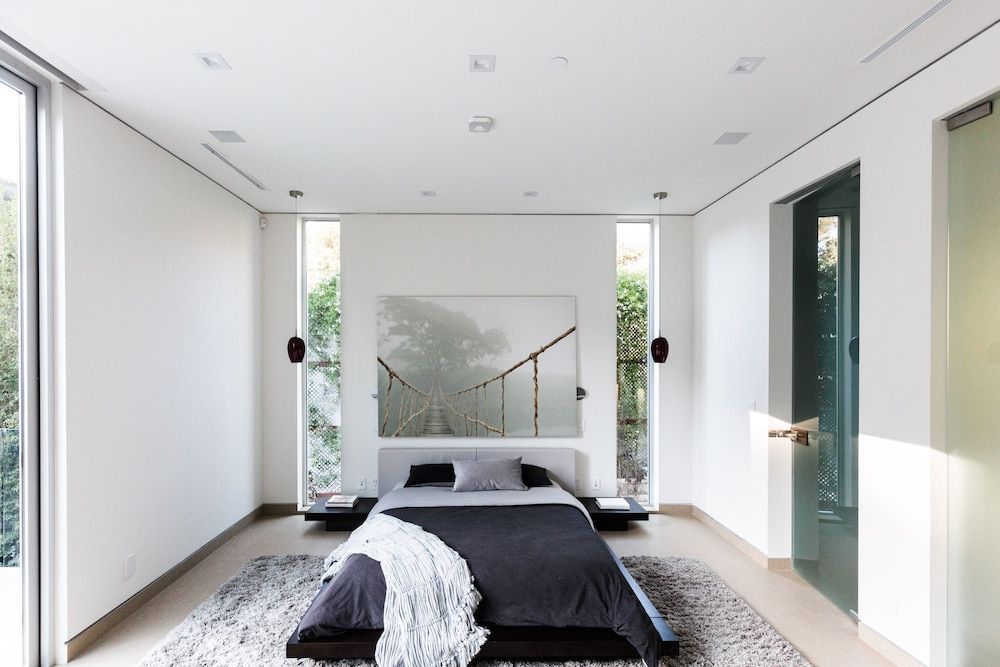 Chantilly Estate Luxury Villa, Multiple Bedrooms, Accessible, Non Smoking 9